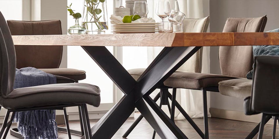 Der Esstisch als wertvoller Treffpunkt • Möbel Bald