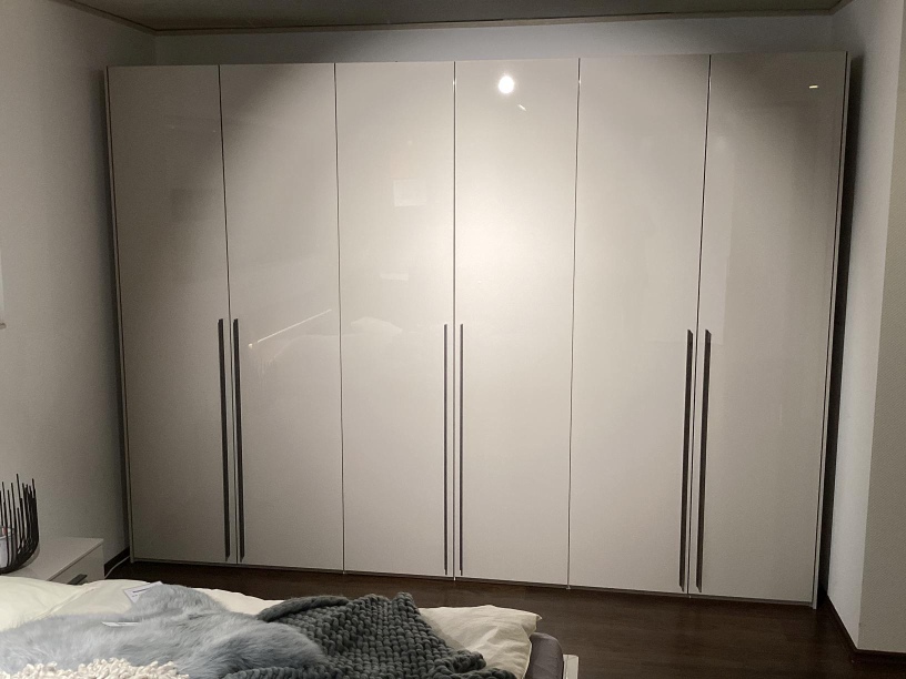 Drehtürenkleiderschrank LS23 Mat