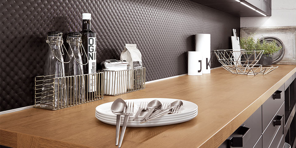 Ob grau, ob schwarz Die neuen Küchen sind dunkel • Möbel Bald