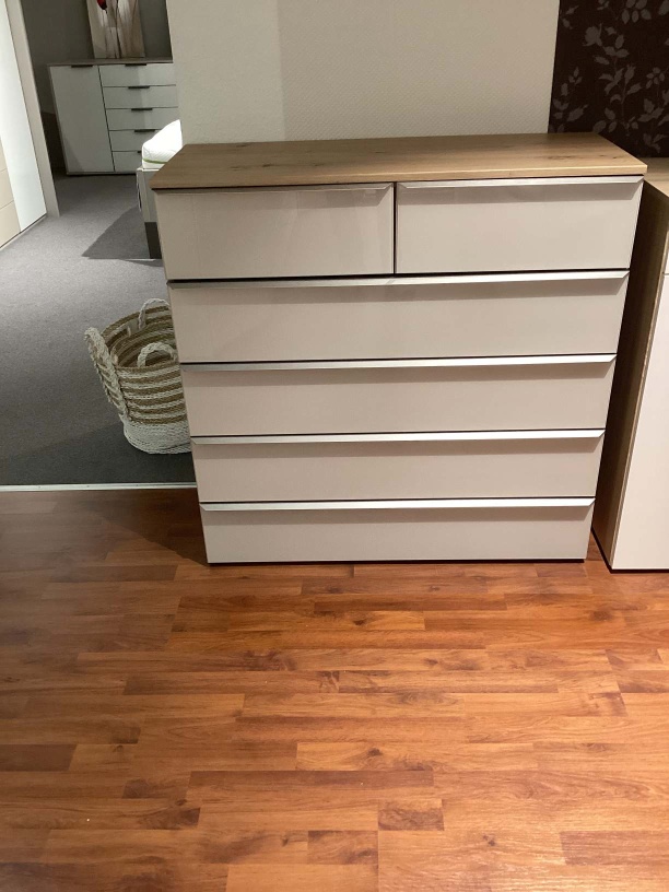 Schubkastenkommode New York
