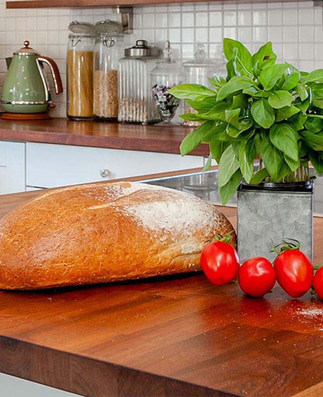 Funktionale Arbeitsplatten • Möbel Bald