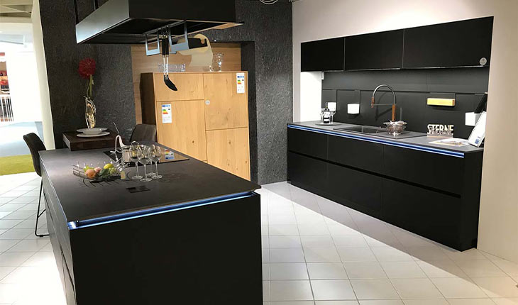 Ausstellung • Möbel Bald