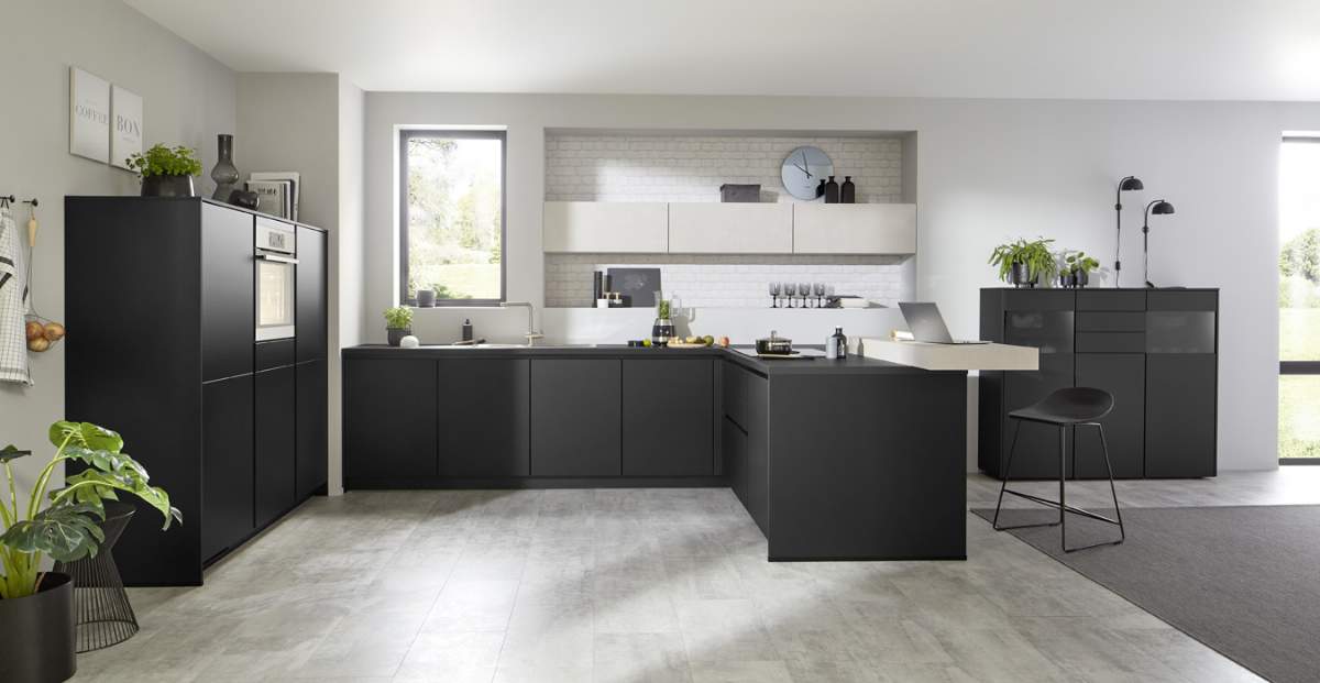 U-Küche 33.150 4 323, schwarz