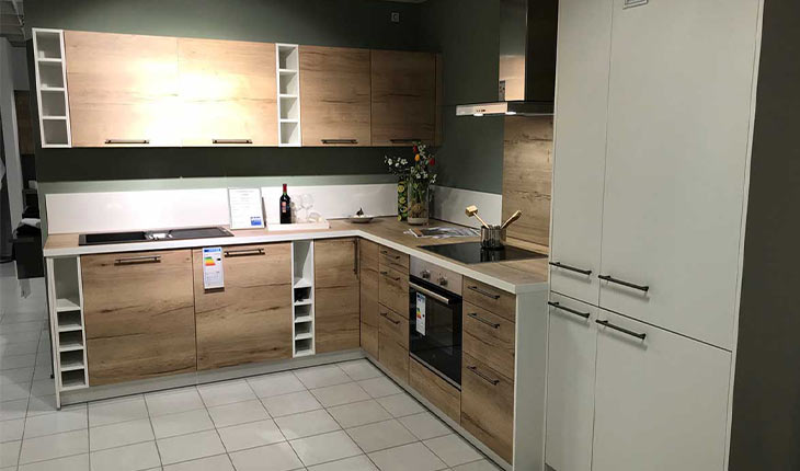 Ausstellung • Möbel Bald